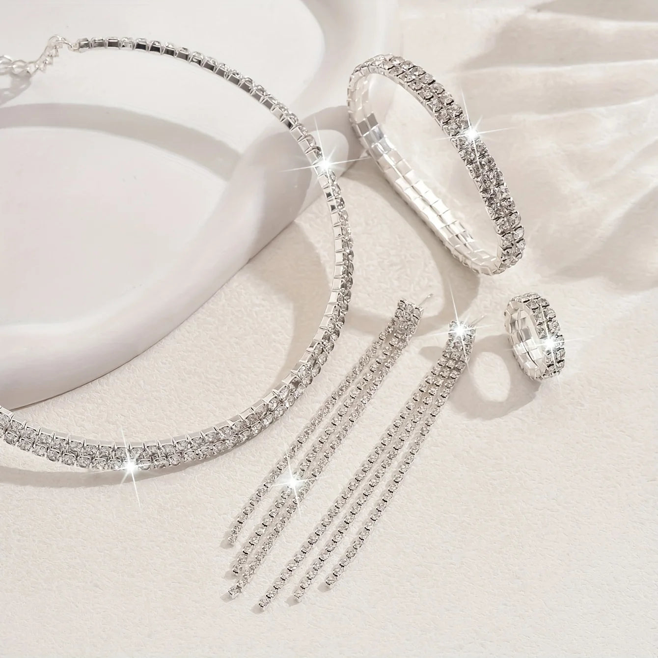 Elegant Jewellery Set with Choker necklace, earrings, bracelet and ring