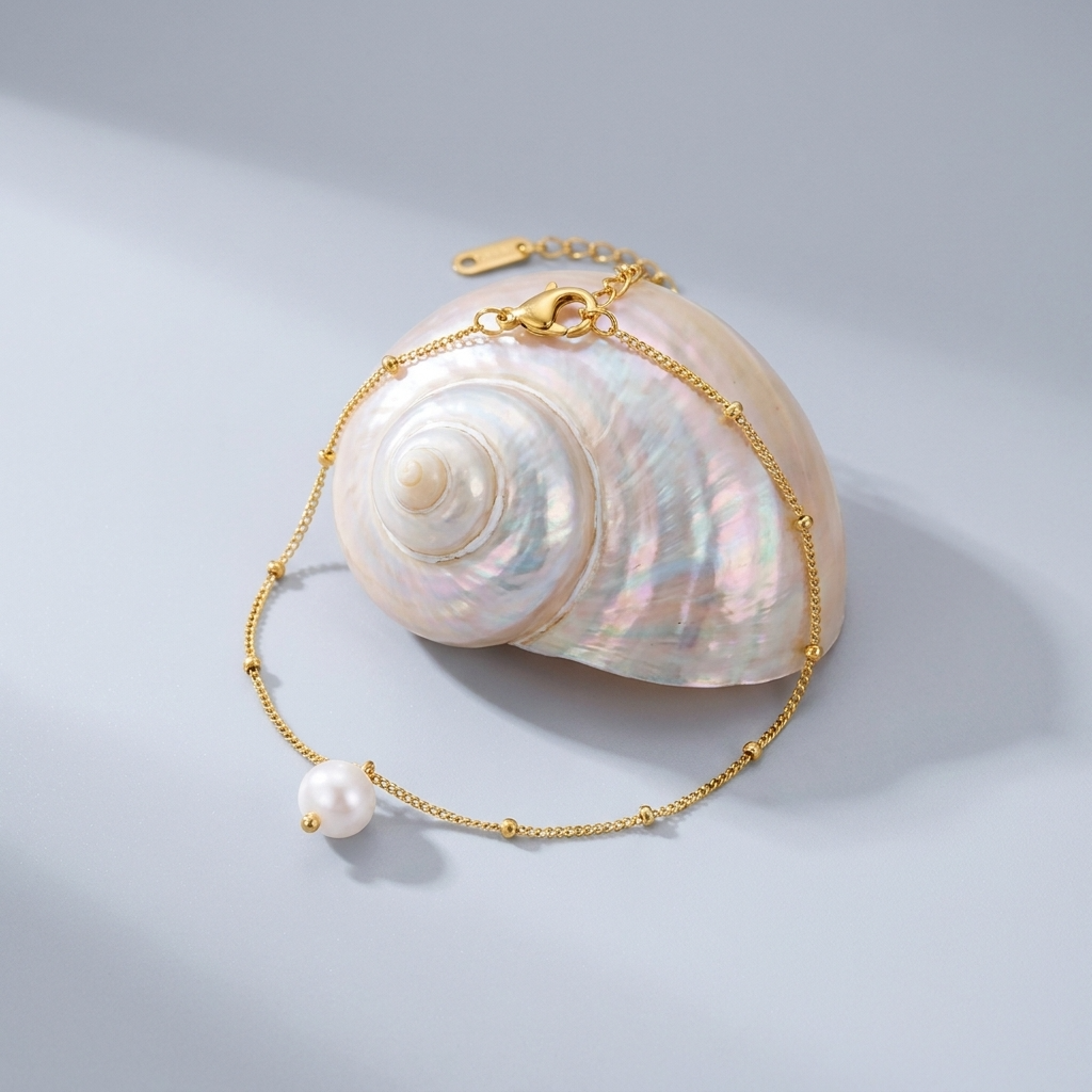 Léa Dainty Pearl Drop Bracelet