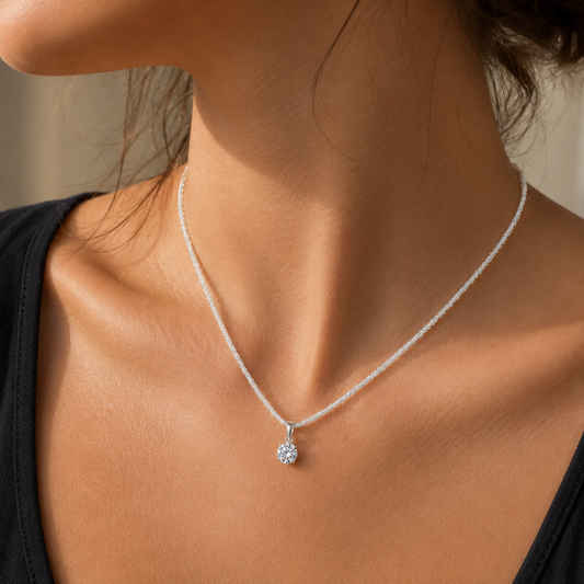 Lumière Necklace