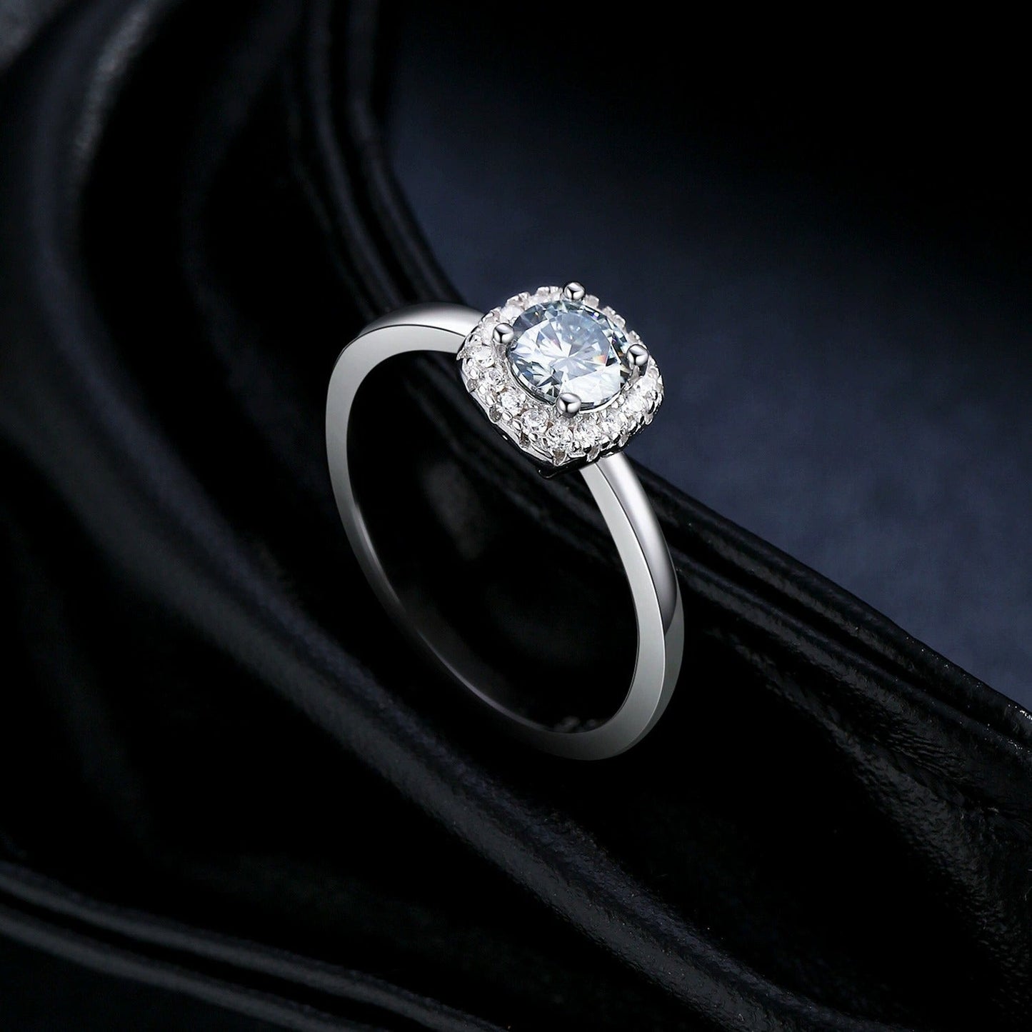 Isabelle Halo Silver Ring
