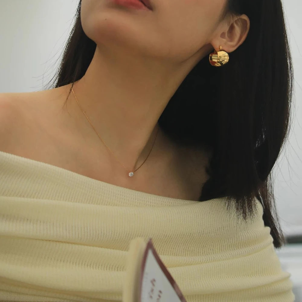 Minimalist Gold Plated Zircon Necklace – Free Shipping and VAT included