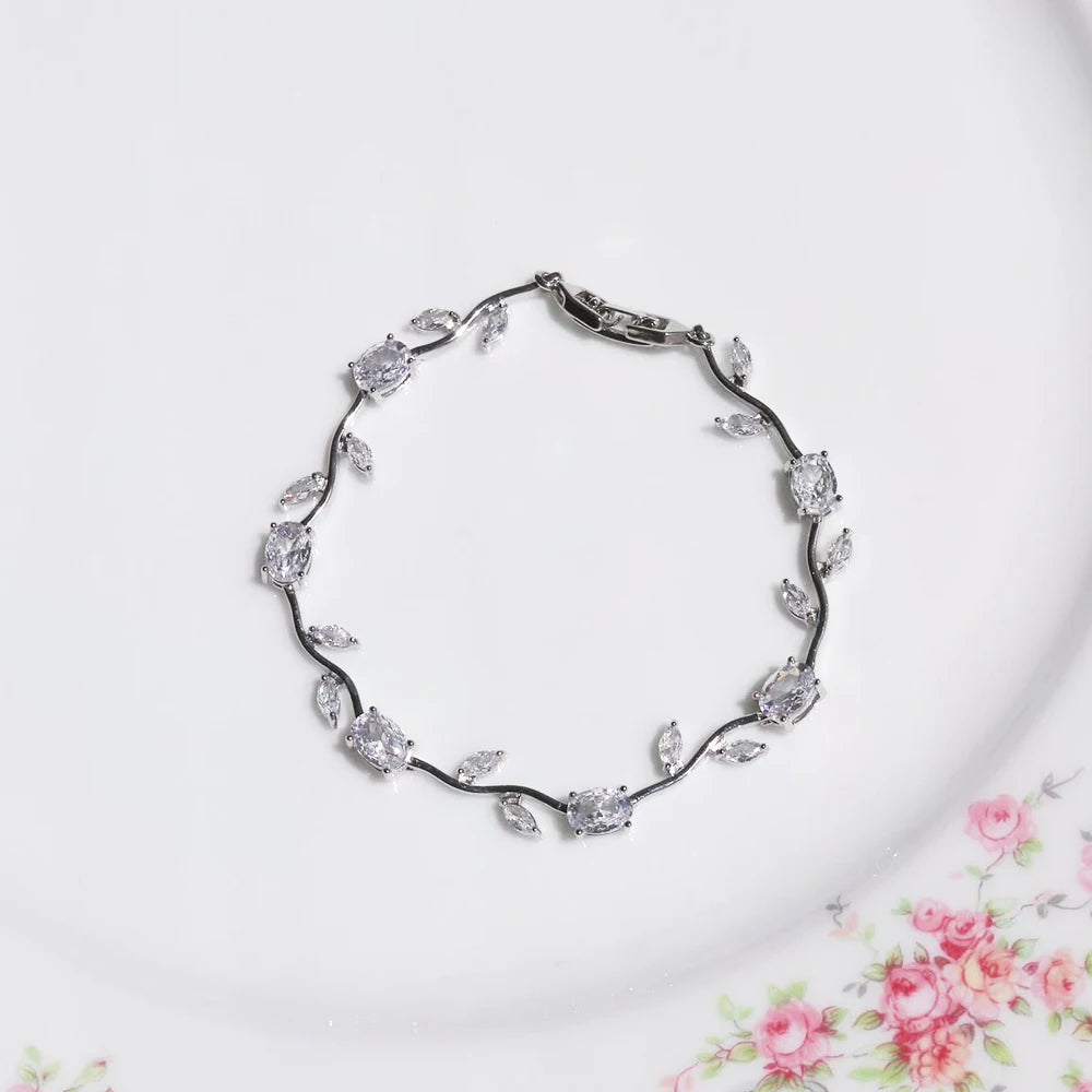 Elora Floral Bracelet