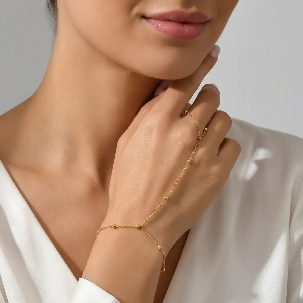 Evelyne Fine Chain Bracelet