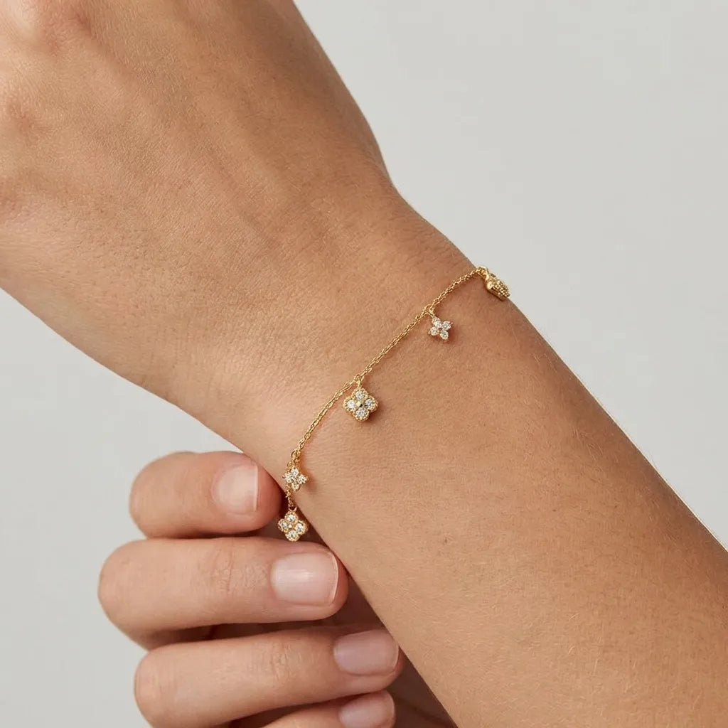 Aurélie Glimmer Charm Bracelet