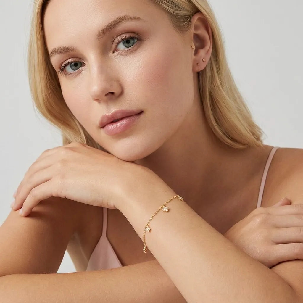Aurélie Glimmer Charm Bracelet