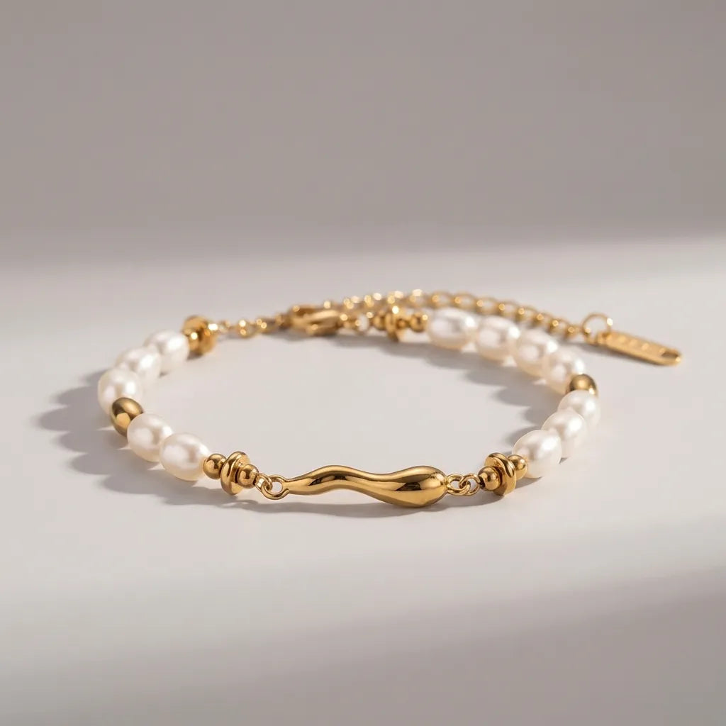 Quintessa Pearl Bracelet