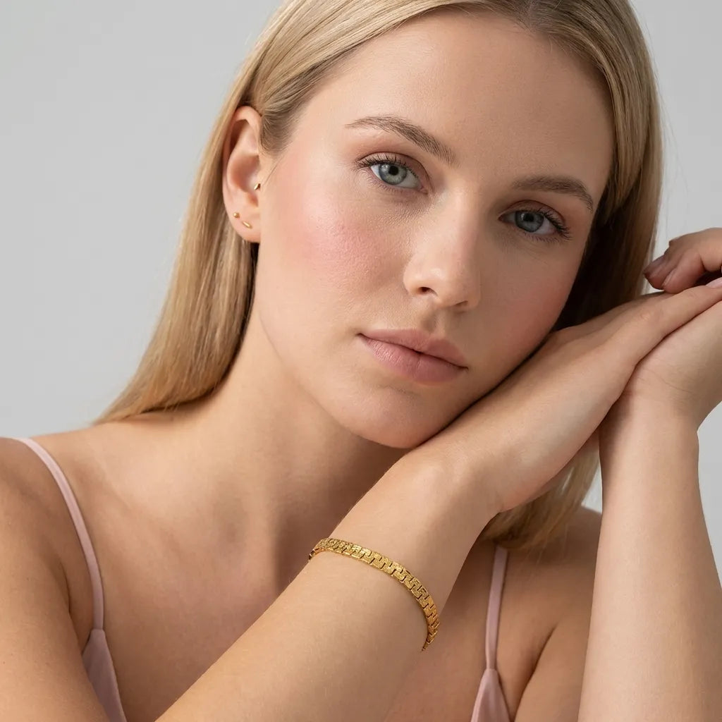 Emma Link Gold Bracelet