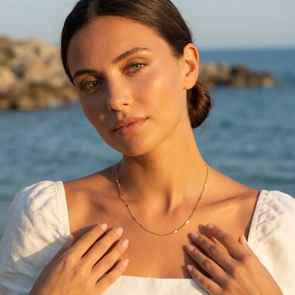 Aria Gold Dot Necklace
