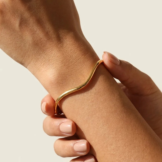 Lucinda Gold Bangle