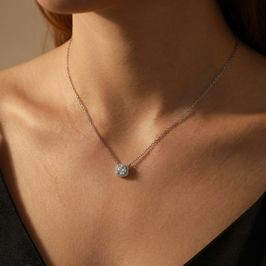 Olivia Escouade Halo Necklace
