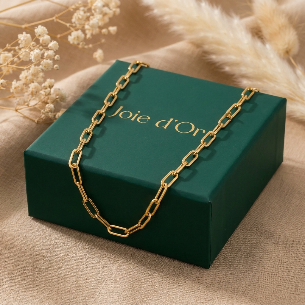 Ria Gold Chain Necklace