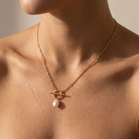 Ellen Pearl Necklace