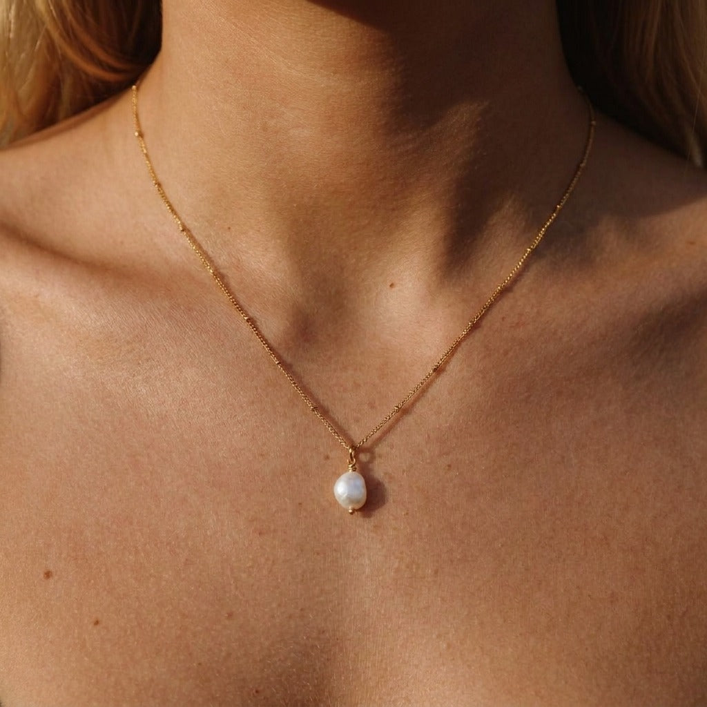 Luna Pearl Pendant