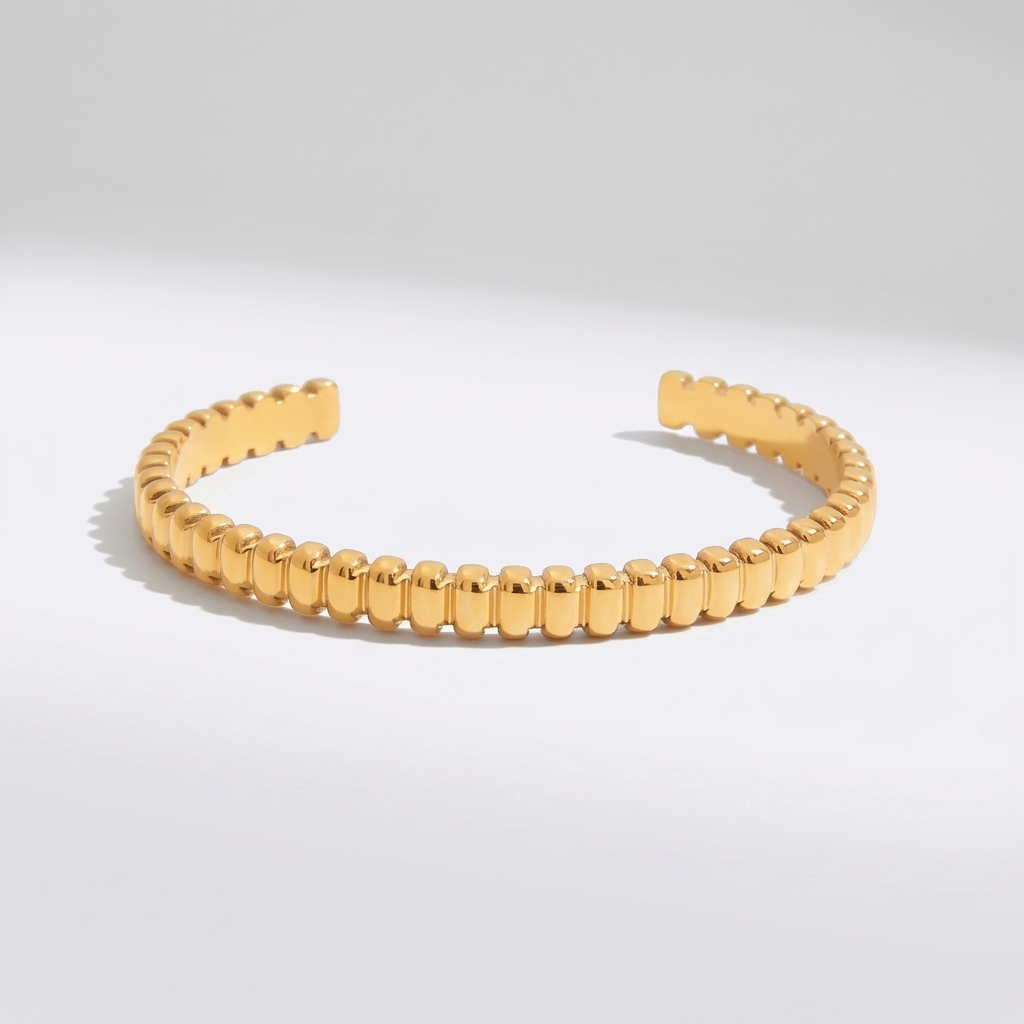 Emma Sculpted Gold Bangle