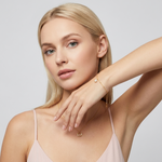 Léa Dainty Pearl Drop Bracelet