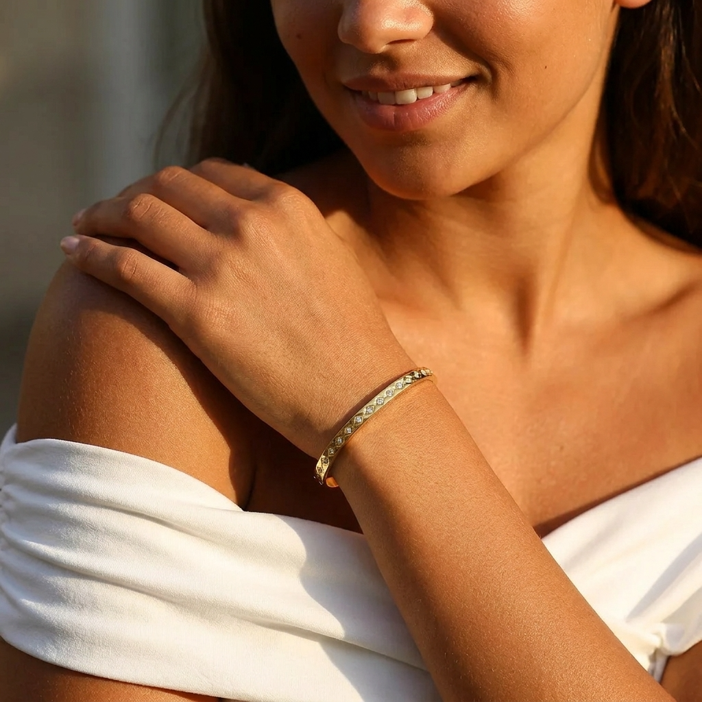 Isabella Pavé Crystal Bangle