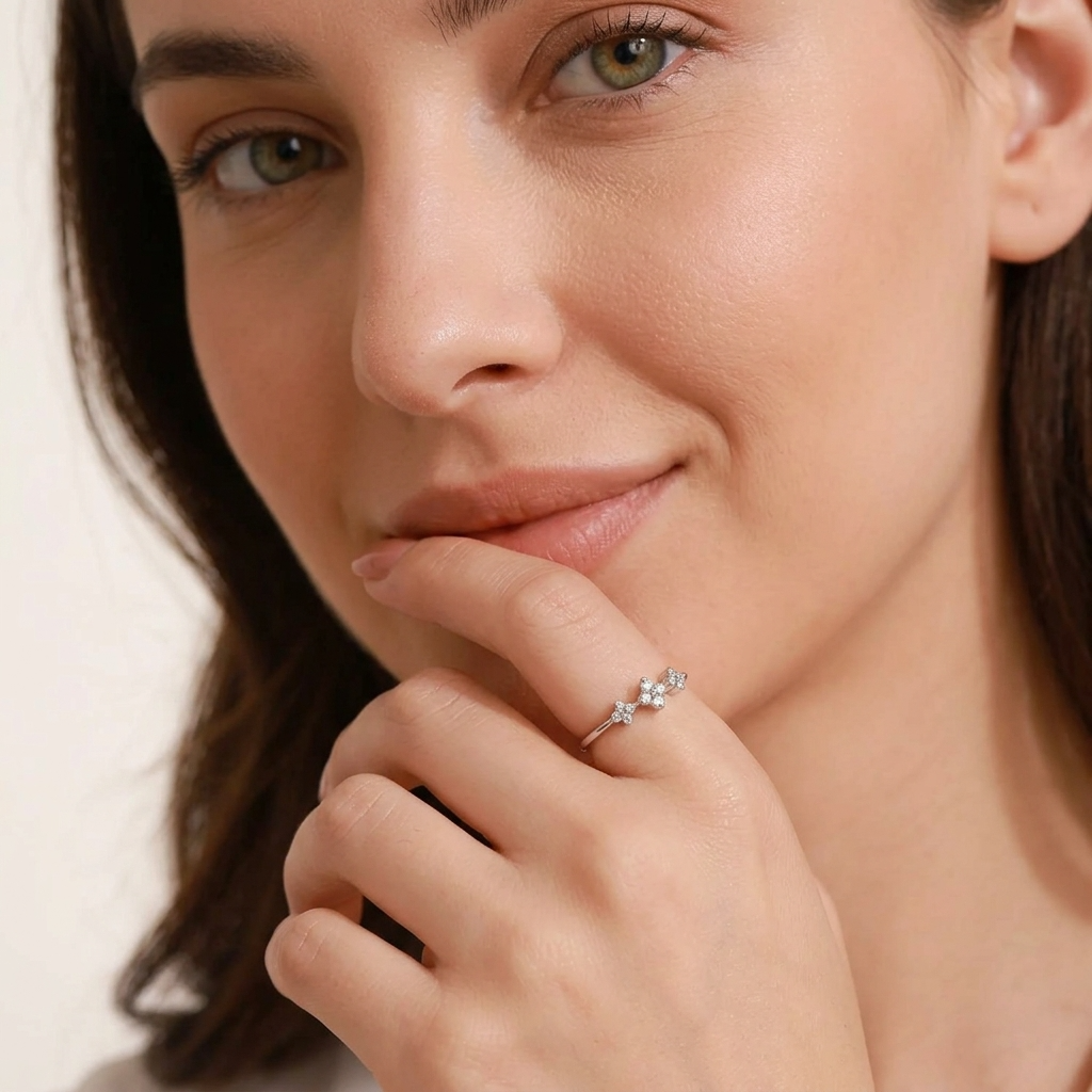 Lydia Clovers Ring