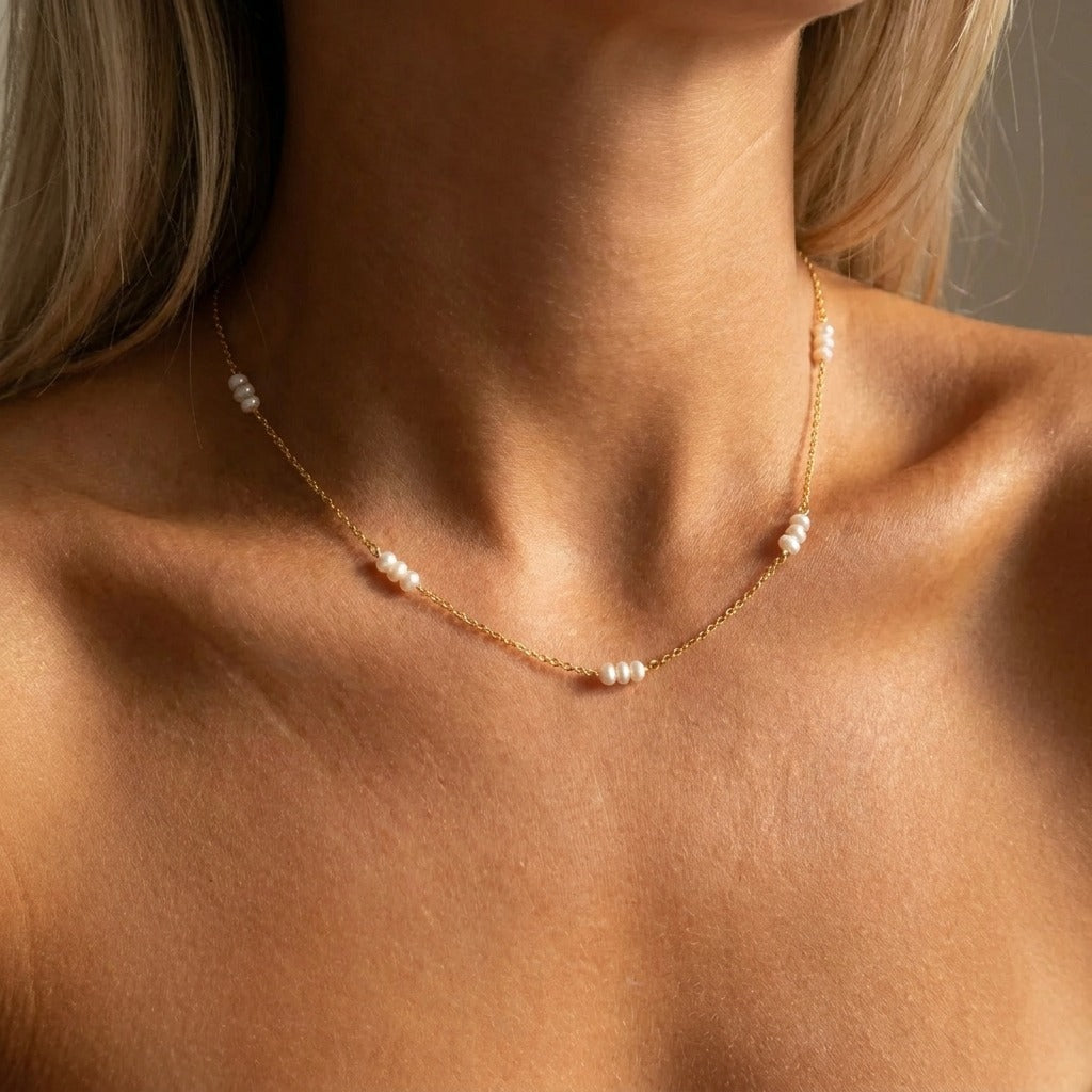 Valentina Tiny Pearls Necklace