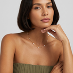 Léa Dainty Pearls Necklace
