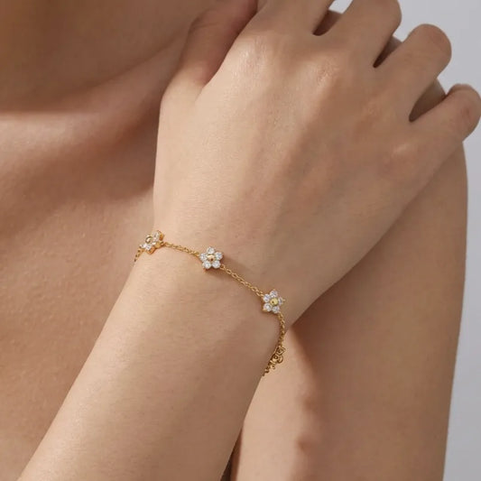 Mia Flower Crystal Bracelet