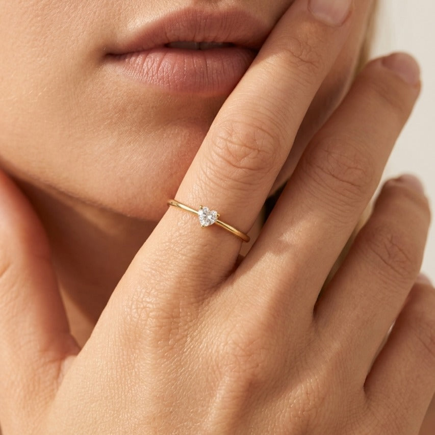 Léa Crystal Heart Ring