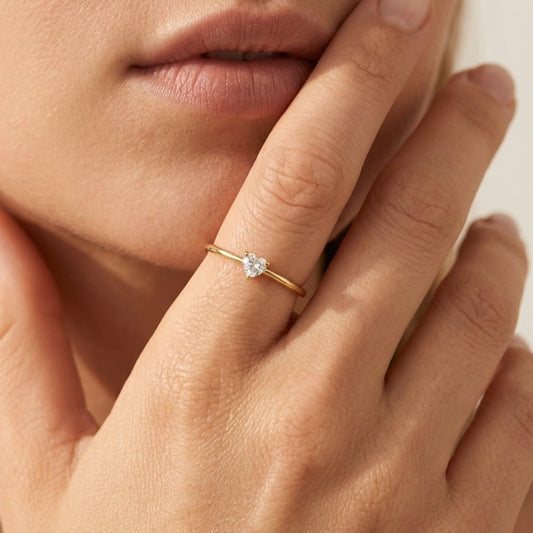 Léa Crystal Heart Ring