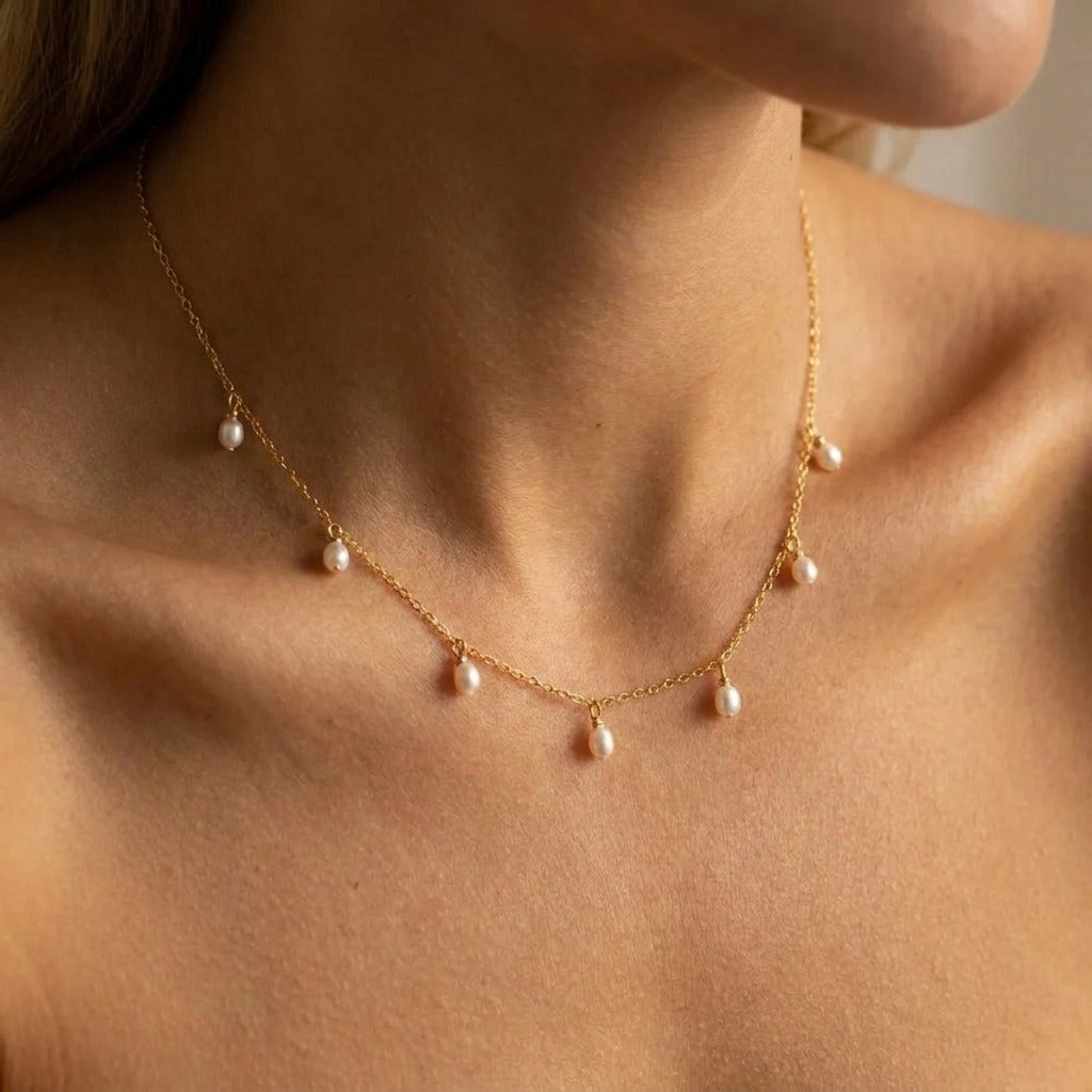 Élise Drop Pearl Necklace